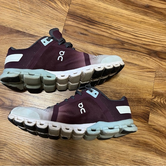 on cloud running shoes women 8.5 - Picture 4 of 6